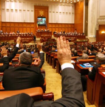 ‘Educație pentru nonviolență și relații sănătoase’ – disciplină obligatorie, începând cu ciclul gimnazial