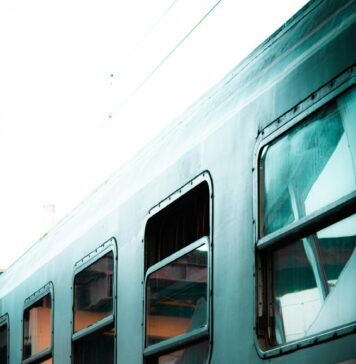 🚄 Confort pe șine: Pe ce rută vor circula garniturile CFR modernizate cu fonduri PNRR