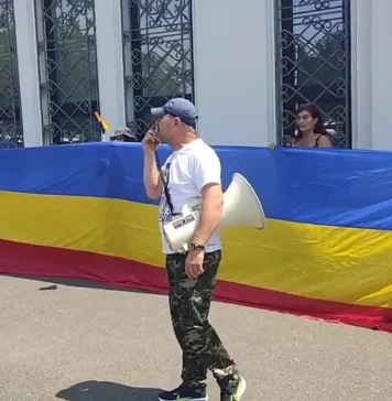 Protest la Palatul Cotroceni faţă de „legea Vexler”