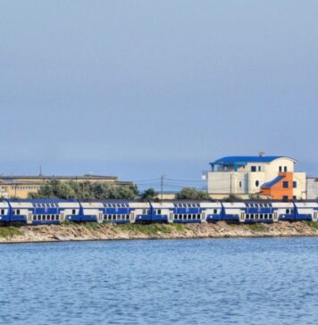 Val de trenuri spre mare: Vagoane în plus pentru „Trenurile Soarelui” și trenuri speciale pentru Beach Please