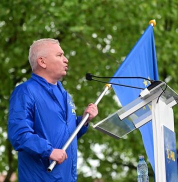 Florin Roman și-a depus candidatura pentru funcția de prim-vicepreședinte al PNL