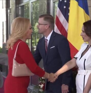 Gabriela Firea: La mulți ani, America! La mulți ani, poporului american!