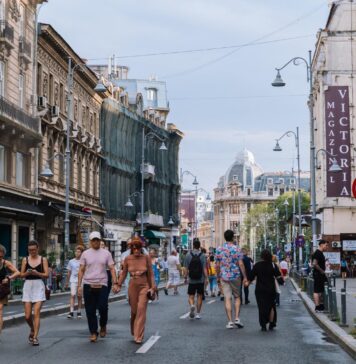 „Străzi Deschise” se extinde în centrul Capitalei: Piața Amzei și Christian Tell devin pietonale până în octombrie