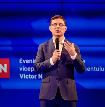 Victor Negrescu: La Alba Iulia, în cadrul celei de-a doua ediții a galei ”Omul potrivit la locul potrivit”, am avut bucuria să premiem modele autentice pentru județul nostru