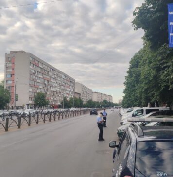 Acțiuni intense de control în zona Ștefan cel Mare – Mihai Bravu. Poliția Locală începe ridicarea mașinilor parcate neregulamentar