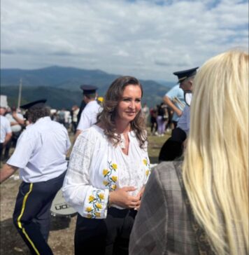 Natalia Intotero: În fiecare an, Târgul de Fete de pe Muntele Găina adună oameni frumoși, tradiții și emoții puternice în inima Apusenilor!