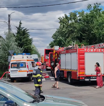 Incendiu la mai multe locuinţe din Sectorul 1. Pompierii intervin cu 14 autospeciale