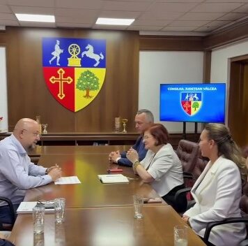 Constantin Rădulescu, președintele CJ Vâlcea, întâlnire cu prof. dr. Cătălina Poiană, președinte al Colegiului Medicilor din România: La Vâlcea ne preocupăm constant de dezvoltarea sistemului medical