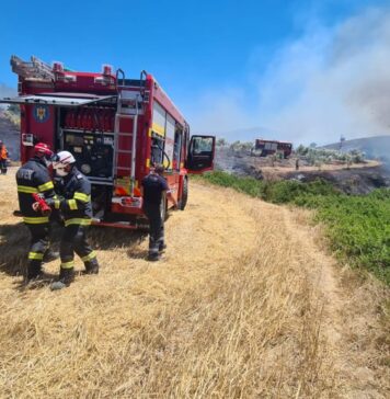 MAE, atenţionare de călătorie pentru Grecia: Risc crescut de incendii de vegetaţie