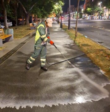 Consiliul Local a votat reintroducerea frecvențelor de măturat și spălat pe toate străzile din Sectorul 1