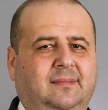 „Mihai Busuioc, fără a îndeplini niciun criteriu de eligibilitate, propulsat la CCR şi în tăcerea asurzitoare a celor care pretind în Parlament că fac opoziţie, respectiv AUR şi SOS România” (solidnews.ro)