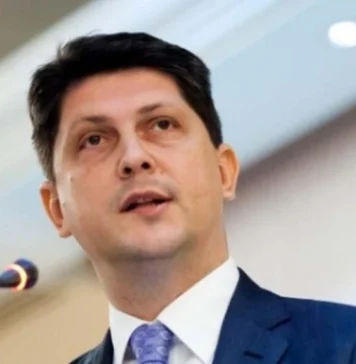 Titus Corlăţean: „Se încearcă transformarea PSD într-un partid „balama” de maxim 10%, un partid cuminţel, aflat la dispoziţia partidelor de dreapta”