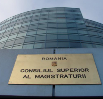 Judecătorul Claudiu Drăgușin, membru al CSM: „Distrugerea oricărei democrații începe cu distrugerea sistemului de justiție. Orice dictatură începe cu distrugerea sistemului de justiție. Nu o spun eu, o spune istoria”