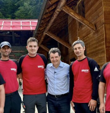 Salvatorii montani din Brașov s-au întâlnit cu Președintele Nicușor Dan, pe Valea Sâmbetei și cu vicepremierul Tanczos Barna