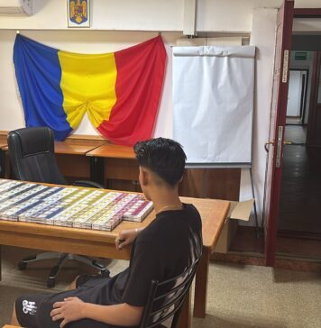 Amenezi de zeci de mii de lei pentru trei persoane care vindeau țigări de contrabandă la Obor