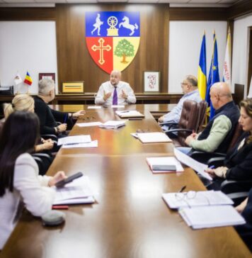 Constantin Rădulescu, președintele CJ Vâlcea, către Ilie Bolojan: Dacă-i dăm afară pe toți, cine o să mai lucreze?