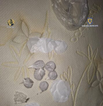 Femeie de 66 de ani, reținută pentru că vindea heroină și metadonă în Bucureşti