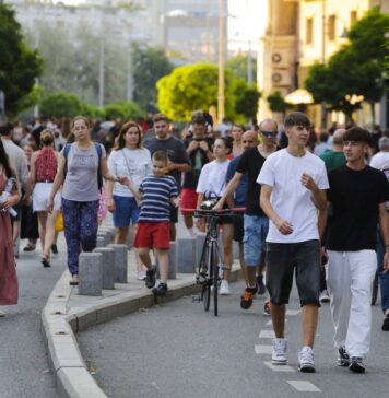 Calea Victoriei redevine pietonală sâmbătă și duminică