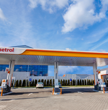 Profitul Rompetrol din vânzarea de carburanți a crescut masiv în prima jumătate din 2025