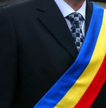 Funcționarii pun lacătul pe primării: „S-a umplut paharul”