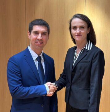 Ţoiu vede cum vin atacuri masive venite dinspre Rusia asupra R. Moldova