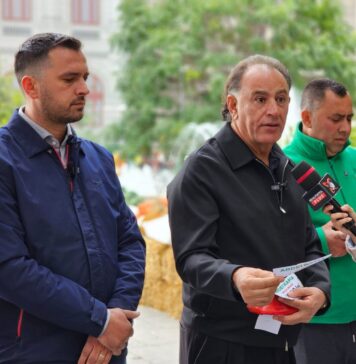 Mohammad Murad: „La Mega Image ardeiul Kapia costă 10 lei, la producător e 5 lei. Vi se pare normal să nu poată să îl vândă?”