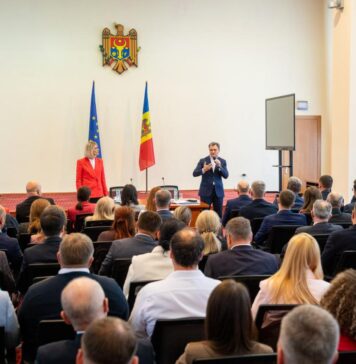 Premierul Dorin Recean, în discuții cu oamenii de afaceri: „Prin investiția din Planul de Creștere cu UE întărim economia țării
