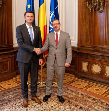 Mircea Abrudean a primit, astăzi, la Senat vizita lui Michael Dickerson, însărcinat cu afaceri ad interim al Ambasadei SUA