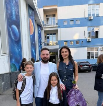 Primarul Sectorului 5, Vlad Popescu Piedone: Stimate cadre didactice, vă mulțumesc pentru răbdarea și dăruirea cu care formați noile generații! Știu cât de importantă este munca dumneavoastră neobosită