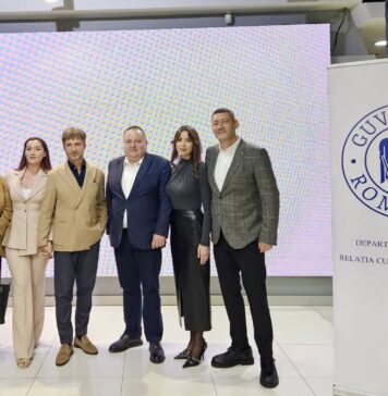 Sala plină și lacrimi de emoție, la lansarea documentarului „Grigore Vieru. Poetul neamului”, finanțat de DRRM