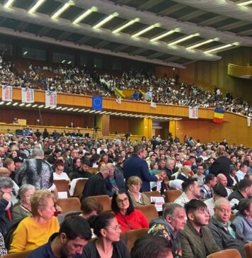 Sala Palatului, arhiplină la lansarea partidului lui Cristian Popescu Piedone