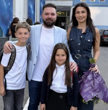 Primarul Sectorului 5, Vlad Popescu Piedone, mesaj la început de an școlar: „Succes tuturor elevilor! Să fiți încrezători, curioși și să vă păstrați inocența și veselia!”