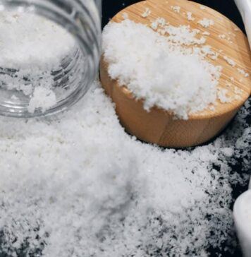 Sindicatul SALROCA cere ministrului Economiei să înceteze „atacurile publice” la adresa Societății Naționale a Sării