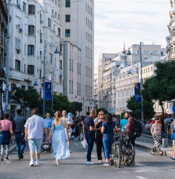 Calea Victoriei devine din nou pietonală în weekendul 13-14 septembrie. „Străzi deschise” se extinde și pe Calea Griviței