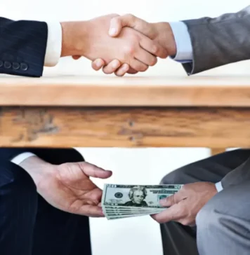 Raport al Departamentului de Stat al SUA: Corupția guvernamentală din România și de cea din mediul de afaceri, reclamate de investitori. Corupția rămâne „răspândită”, iar condamnările sunt tot mai greu de obținut