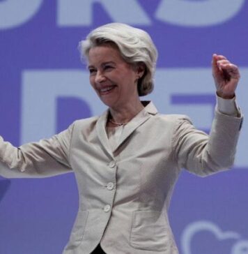 Ursula von der Leyen ajunge astăzi în România. Bolojan, înlocuit cu Moșteanu la discuțiile cu șefa CE