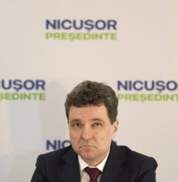Adrian Severin: „Nicușor Dan nu face nimic. Este şi ilegitim pe acea funcţie, şi inapt, deci atâta poate”