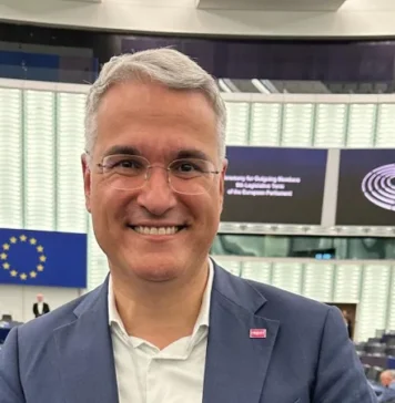 Adrian Câciu: „Ministrul rezist, Dragoș Pâslaru, să ne explice de ce au fost tăiate 7 miliarde de euro din PNRR”