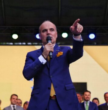 Rareș Bogdan, atac la PSD: „Are un comportament schizoid”