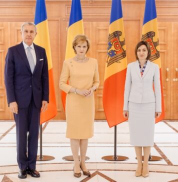 Maia Sandu, întrevedere cu Majestatea Sa Margareta, Custodele Coroanei Române, și Alteța Sa Regală Principele Radu