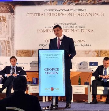 George Simion, la Praga: „Există două tipuri de biserici – cele din piatră și cele făcute din oameni”