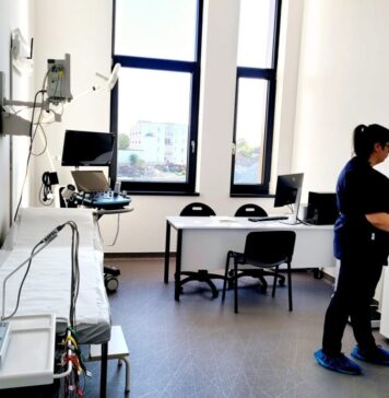 Ministrul Sănătății anunță că unul dintre copiii internați la Spitalul Clinic de Urgență pentru Copii „Grigore Alexandrescu a fost externat. Adolescenta operată, în stare stabilă
