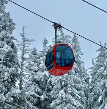 Scumpiri la urcări și coborâri în sezonul de schi 2025-2026 la Poiana Brașov/ Care sunt noile tarife
