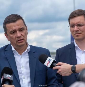 Victor Negrescu: După o reflecție amplă și multe discuții cu colegii mei, am decis să fac încă un pas în față și să îmi asum și mai multe responsabilități, alăturându-mă echipei conduse de Sorin Grindeanu