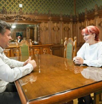 Lia Olguța Vasilescu, întâlnire cu primarul de la Târgu Jiu, Marcel Laurențiu Romanescu, pentru a pregăti Anul Brâncuși