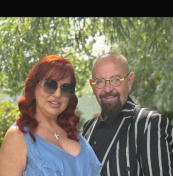 Cristian Popescu Piedone, mesaj emoționant pentru soția sa: La mulți ani, împreună, frumoasa mea doamnă. 37 de ani, astăzi, de când Bunul Dumnezeu și frumusețea ta ne-au unit intr-u viața aceasta. Și-n toate cele care vor urma…