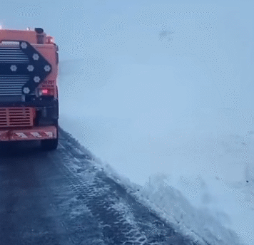 Transfăgărășanul și Transalpina rămân închise în weekend