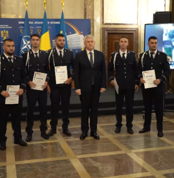 Ministrul de Interne, Cătălin Predoiu, i-a premiat pe ofițerii MAI răniți în misiune și pe cei care au salvat vieți