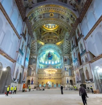 Pregătirile pentru sfințirea Catedralei Naționale – în linie dreaptă/ Toate schelele din interior au fost demontate