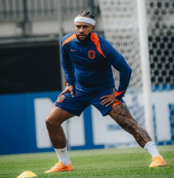 Memphis Depay se va alătura cu întârziere lotului naţionalei Olandei după ce i-a fost furat paşaportul